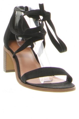 Sandále Forever 21, Veľkosť 39, Farba Čierna, Cena  13,81 €