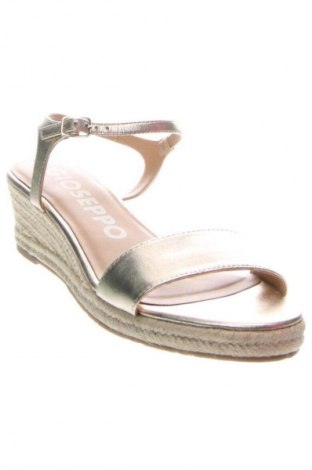 Sandalen Gioseppo, Größe 41, Farbe Golden, Preis 61,99 €