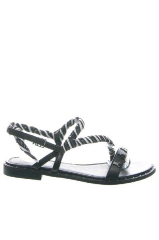 Сандали Patrizia Pepe, Размер 38, Цвят Многоцветен, Цена 305,00 лв.