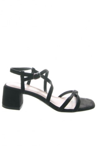 Sandale Tamaris, Mărime 38, Culoare Negru, Preț 207,99 Lei