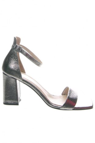 Sandały Unbranded, Rozmiar 39, Kolor Srebrzysty, Cena 94,99 zł