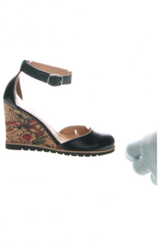 Sandały Unbranded, Rozmiar 38, Kolor Kolorowy, Cena 116,85 zł