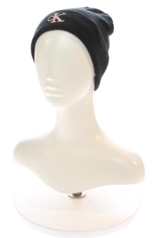 Čepice  Calvin Klein Jeans, Barva Černá, Cena  429,00 Kč