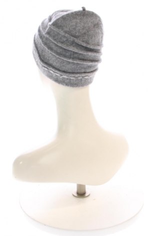Шапка Rosso Mora, Цвят Сив, Цена 23,99 лв.
