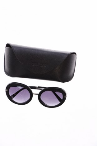Sonnenbrille Guess, Farbe Schwarz, Preis 89,47 €