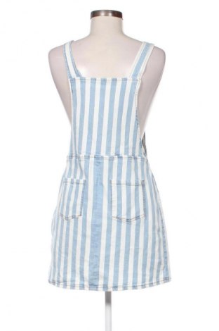 Сукман Guess, Размер XL, Цвят Многоцветен, Цена 63,99 лв.