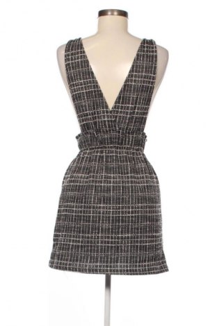 Latzkleid Pull&Bear, Größe S, Farbe Mehrfarbig, Preis 8,99 €