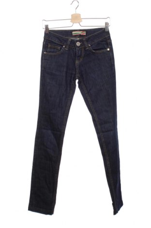 Дамски дънки Almanegra Jeans, Размер S, Цвят Син, 98% памук, 2% еластан, Цена 28,00 лв.