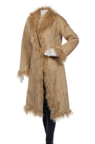 Дамско палто Lucy, Размер S, Цвят Бежов, Полиестер, естествен косъм, Цена 140,00 лв.