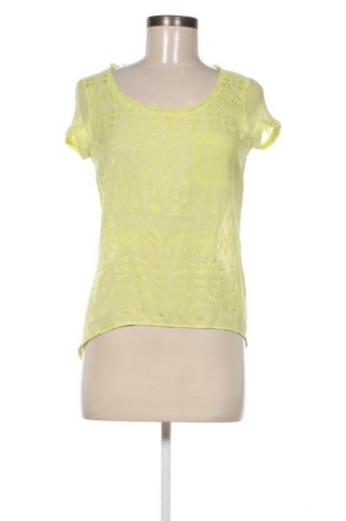 Damen Shirt Bershka, Größe S, Farbe Grün, Preis 3,31 €