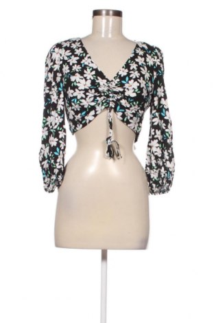 Γυναικεία μπλούζα Bershka, Μέγεθος M, Χρώμα Πολύχρωμο, Τιμή 3,52 €