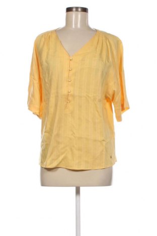Дамска блуза Des Petits Hauts, Размер M, Цвят Жълт, Цена 10,20 лв.