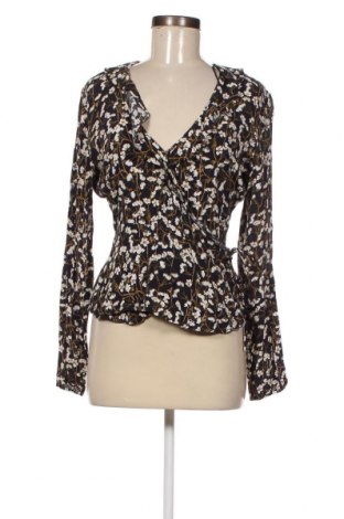 Дамска блуза Envii, Размер M, Цвят Многоцветен, Цена 4,80 лв.
