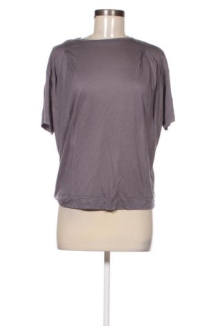 Дамска блуза Etam, Размер XS, Цвят Сив, Цена 9,36 лв.
