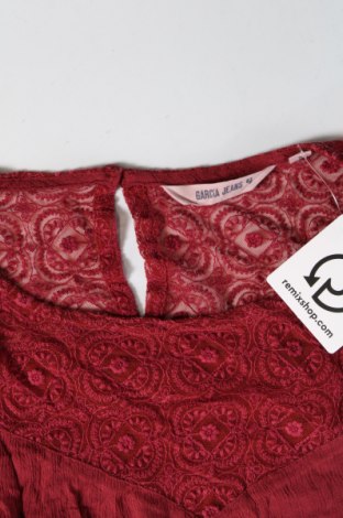 Дамска блуза Garcia Jeans, Размер S, Цвят Червен, Цена 24,00 лв.