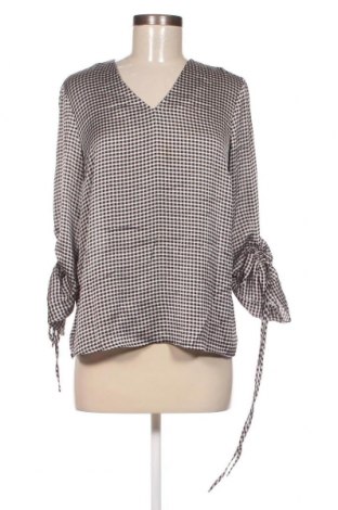 Γυναικεία μπλούζα Gina Tricot, Μέγεθος S, Χρώμα Πολύχρωμο, Τιμή 2,04 €