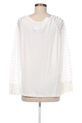 Дамска блуза New Laviva, Размер M, Цвят Бял, Цена 72,00 лв.