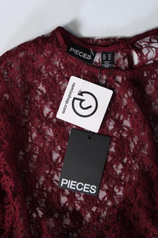 Дамска блуза Pieces, Размер M, Цвят Червен, Цена 10,80 лв.