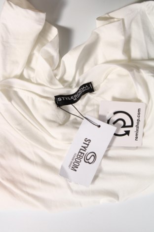 Дамска блуза Styleboom, Размер M, Цвят Бял, Цена 12,40 лв.