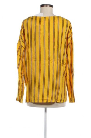 Γυναικείο πουκάμισο VILA, Μέγεθος M, Χρώμα Πολύχρωμο, Τιμή 3,30 €