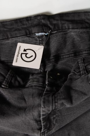 Damen Jeans, Größe M, Farbe Grau, Preis 2,83 €