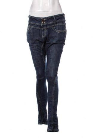 Damen Jeans Bershka, Größe M, Farbe Blau, Preis 3,23 €