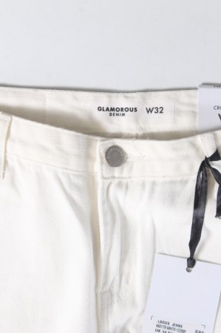 Γυναικείο Τζίν Glamorous, Μέγεθος L, Χρώμα Λευκό, Τιμή 44,85 €