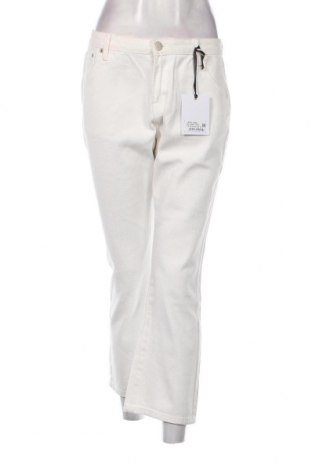 Γυναικείο Τζίν Glamorous, Μέγεθος L, Χρώμα Λευκό, Τιμή 8,07 €