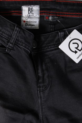 Damen Jeans Street One, Größe S, Farbe Grau, Preis € 2,22