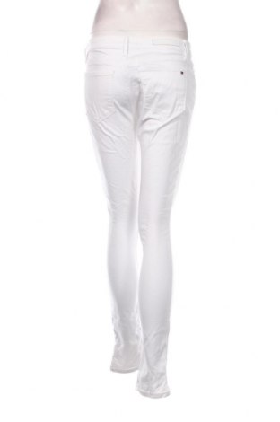 Γυναικείο Τζίν Tommy Hilfiger, Μέγεθος M, Χρώμα Λευκό, Τιμή 118,14 €