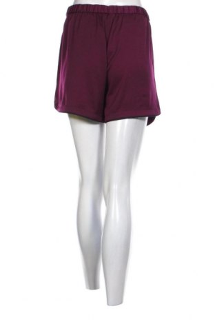 Дамски къс панталон Armani Exchange, Размер L, Цвят Лилав, Цена 136,00 лв.