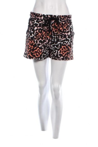 Γυναικείο κοντό παντελόνι Buffalo, Μέγεθος M, Χρώμα Πολύχρωμο, Τιμή 3,71 €