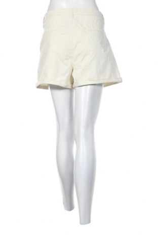 Γυναικείο κοντό παντελόνι Camaieu, Μέγεθος L, Χρώμα Εκρού, Τιμή 11,19 €