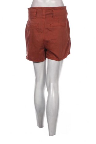 Γυναικείο κοντό παντελόνι Camaieu, Μέγεθος M, Χρώμα Καφέ, Τιμή 15,98 €