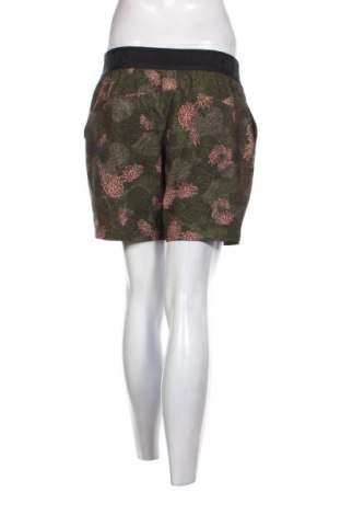 Pantaloni scurți de femei Dakine, Mărime M, Culoare Multicolor, Preț 171,05 Lei