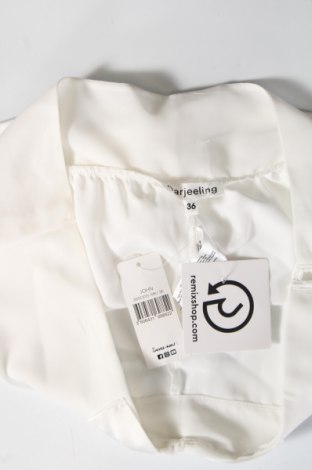 Damen Shorts Darjeeling, Größe S, Farbe Weiß, Preis 15,98 €