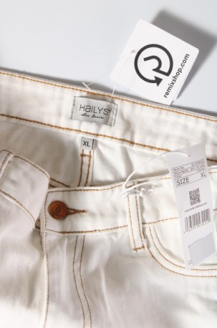 Γυναικείο κοντό παντελόνι Haily`s, Μέγεθος XL, Χρώμα Λευκό, Τιμή 6,68 €