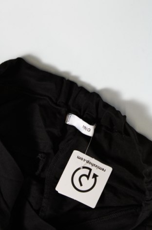 Γυναικείο κοντό παντελόνι Mango, Μέγεθος M, Χρώμα Μαύρο, Τιμή 6,39 €