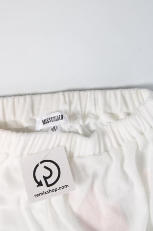 Γυναικείο κοντό παντελόνι Missguided, Μέγεθος XXS, Χρώμα Λευκό, Τιμή 4,31 €