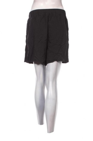 Γυναικείο κοντό παντελόνι NA-KD, Μέγεθος XL, Χρώμα Μαύρο, Τιμή 37,11 €