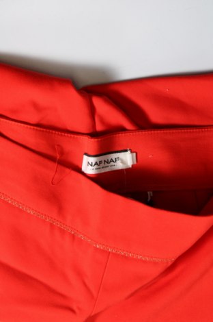 Γυναικείο κοντό παντελόνι Naf Naf, Μέγεθος M, Χρώμα Κόκκινο, Τιμή 6,31 €