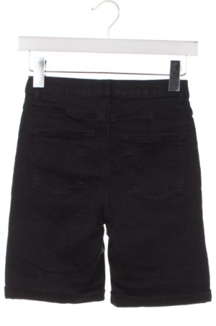 Дамски къс панталон ONLY, Размер S, Цвят Черен, Цена 17,60 лв.