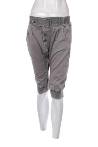 Damen Shorts Pimkie, Größe L, Farbe Grau, Preis 12,56 €