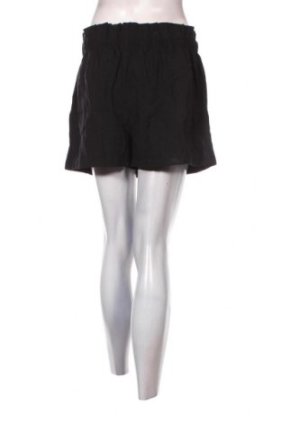 Γυναικείο κοντό παντελόνι Pull&Bear, Μέγεθος L, Χρώμα Μαύρο, Τιμή 15,98 €