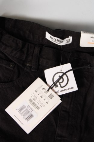 Pantaloni scurți de femei Pull&Bear, Mărime S, Culoare Negru, Preț 101,97 Lei