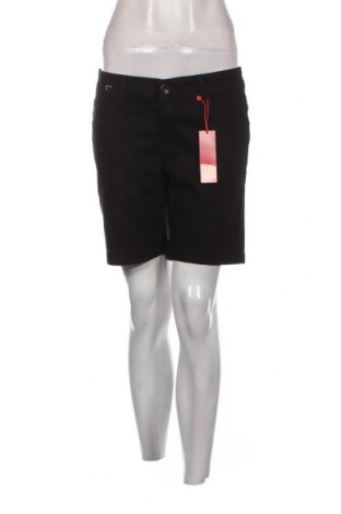 Дамски къс панталон S.Oliver, Размер M, Цвят Черен, Цена 15,12 лв.