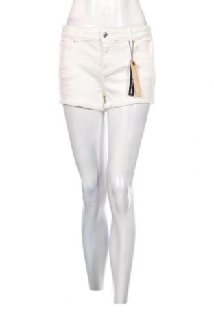 Γυναικείο κοντό παντελόνι Tally Weijl, Μέγεθος L, Χρώμα Εκρού, Τιμή 6,39 €