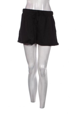 Γυναικείο κοντό παντελόνι Trendyol, Μέγεθος XL, Χρώμα Μαύρο, Τιμή 6,68 €