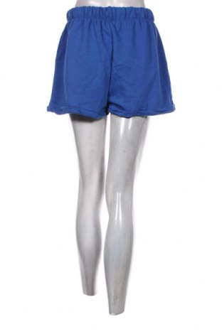 Γυναικείο κοντό παντελόνι Trendyol, Μέγεθος XL, Χρώμα Μπλέ, Τιμή 7,05 €