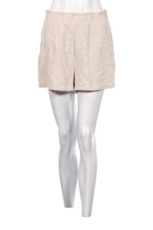 Дамски къс панталон Vero Moda, Размер M, Цвят Бежов, Цена 18,80 лв.